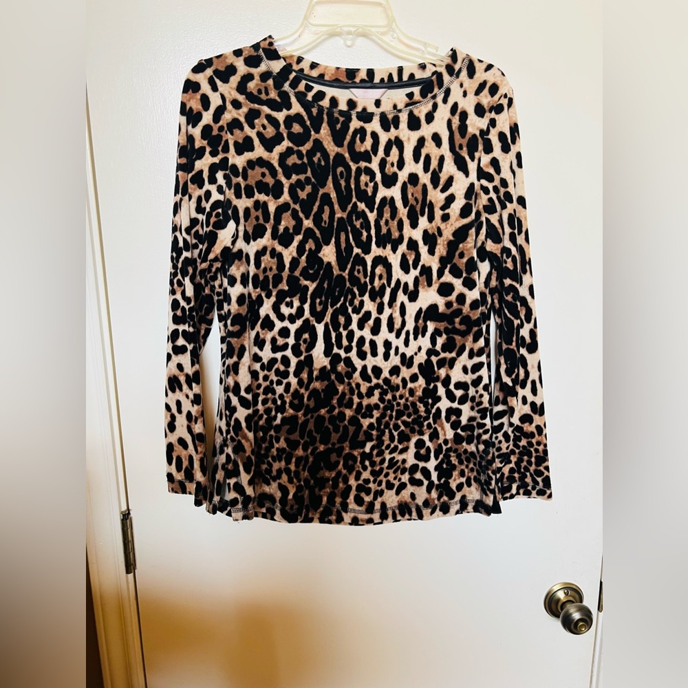 Leopard Print Stretch LS Top